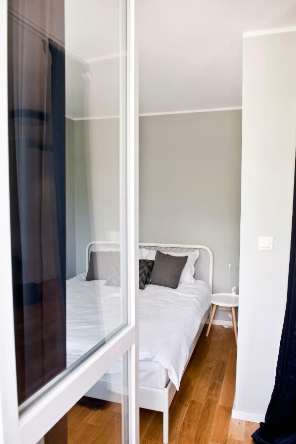 Apartament Powisle With Balcony Warschau Exterior foto
